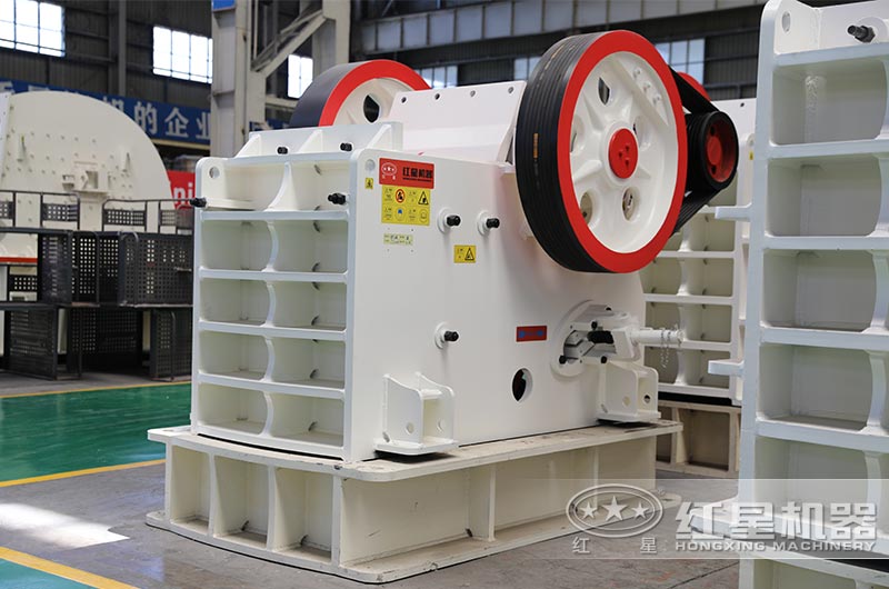 国内磕石机什么牌子好？有磕石机现场图片吗？