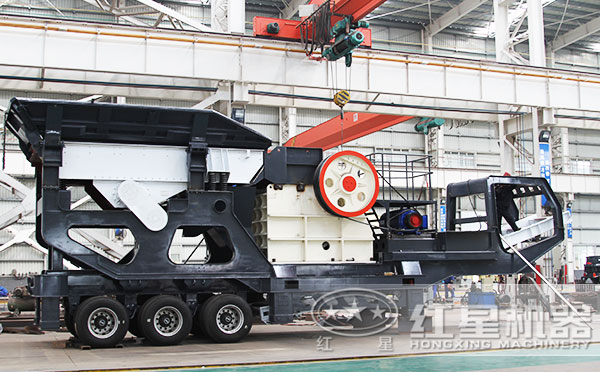 流动砂石破碎机，绿色生产，产量有保障