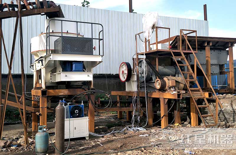 磨石头设备一套多少钱？石头磨成沙子能用于建筑吗？