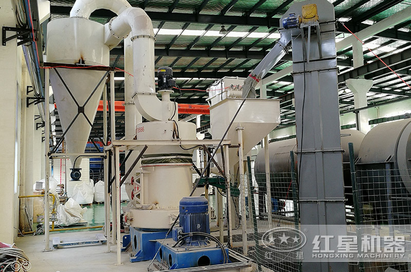 超细立式磨粉机环保现场 超细立式磨粉机环保现场